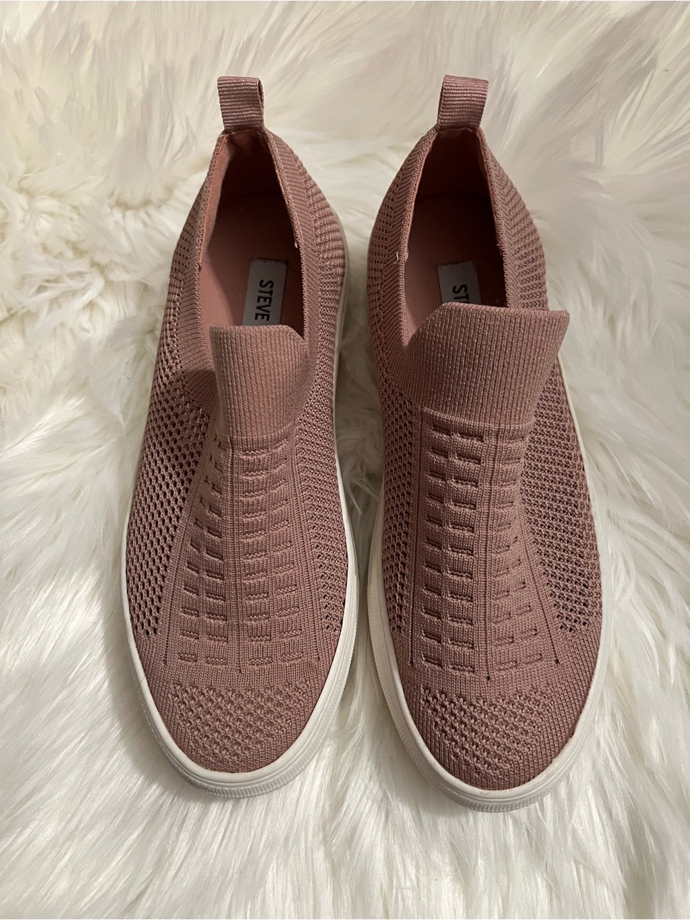 Steve Madden Women’s Knit Slip-On Sneaker in Dusty Rose